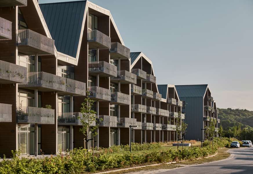 Spændende tagkonstruktion beklædt med DS Nordic Klikfals, Udsigten - Vester Ringvej 45, 8600 Silkeborg